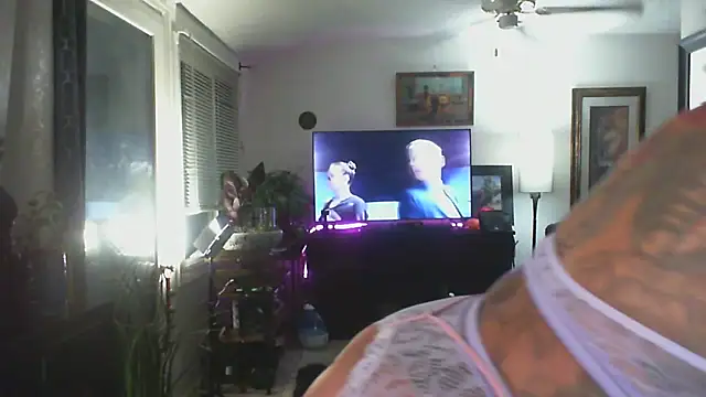 CeceilaMoon online show from 02-25-26, 03:49