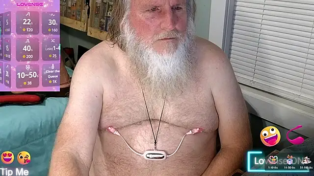 Snapshot of keithobrian_SC chatting on 11-30-25, 04:27 keithobrian SC online show from 11-30-25, 04:27