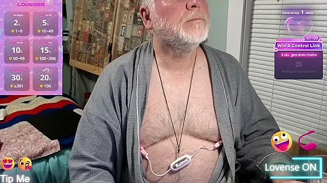 Snapshot of keithobrian_SC chatting on 12-15-25, 04:50 keithobrian SC online show from 12-15-25, 04:50