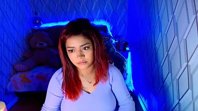 NicolleTaylor online show from 12-01-25, 04:06