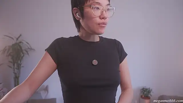 meganmei666 online show from 04-15-26, 06:04