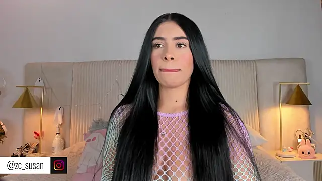 Snapshot of susan_zc chatting on 11-01-25, 08:00 susan zc online show from 11-01-25, 08:00