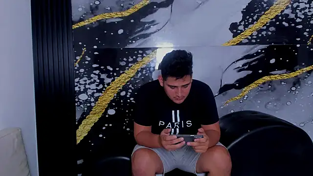 Snapshot of sweethot___ chatting on 10-07-25, 03:04 sweethot online show from 10-07-25, 03:04