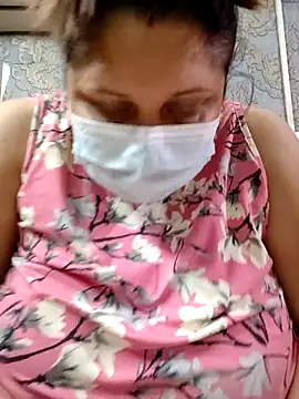 Snapshot of kunjan789 chatting on 11-17-25, 06:03 kunjan789 online show from 11-17-25, 06:03