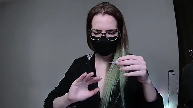 Snapshot of amber_candyfloss chatting on 12-21-24, 08:32 amber candyfloss online show from 12-21-24, 08:32