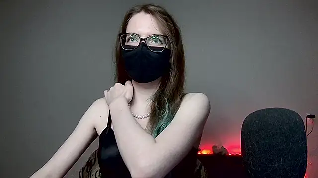 Snapshot of amber_candyfloss chatting on 10-04-25, 12:41 amber candyfloss online show from 10-04-25, 12:41