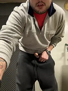 Snapshot of Diegodaddy01 chatting on 11-02-25, 01:24 Diegodaddy01 online show from 11-02-25, 01:24