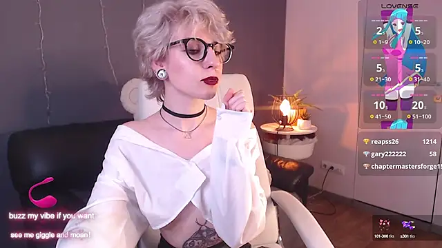 Snapshot of _Moonlight_t chatting on 02-13-25, 11:50 Moonlight t online show from 02-13-25, 11:50