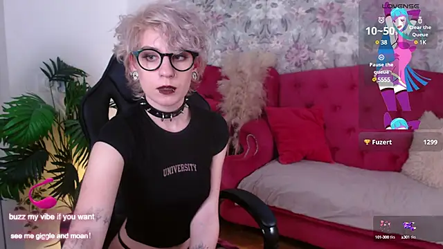 Snapshot of _Moonlight_t chatting on 02-27-25, 11:20 Moonlight t online show from 02-27-25, 11:20