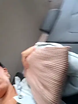 Emily Wane online show from 04-23-26, 04:53