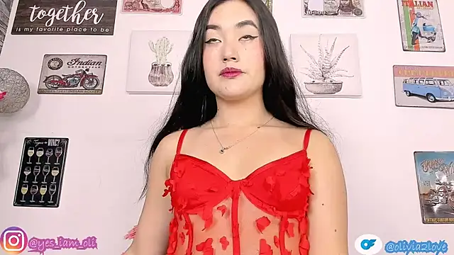 olivia22love online show from 11-28-25, 12:41