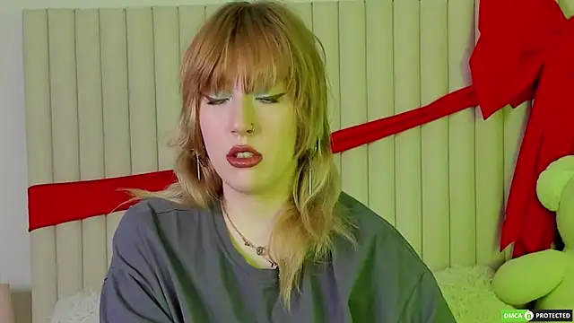 RachelCart online show from 06-12-26, 04:00
