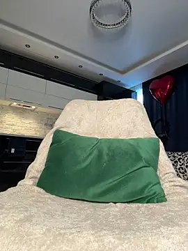  Monic  online show from 03-09-26, 12:42