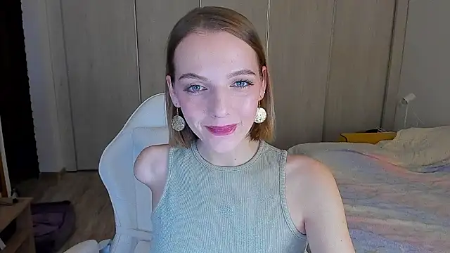 ice pixie online show from 02-04-26, 04:57