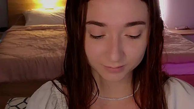 YasmineWest online show from 04-01-26, 06:36