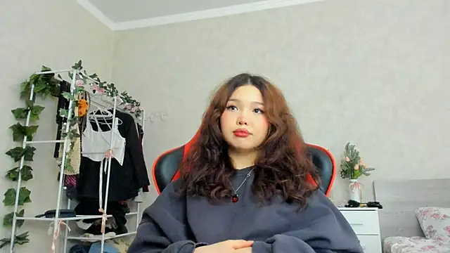 Snapshot of wastforu chatting on 02-11-25, 10:59 wastforu online show from 02-11-25, 10:59