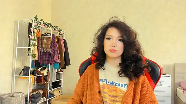 Snapshot of wastforu chatting on 10-16-25, 06:36 wastforu online show from 10-16-25, 06:36