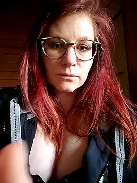 die-EinHORNY-WG online show from 11-11-25, 01:00