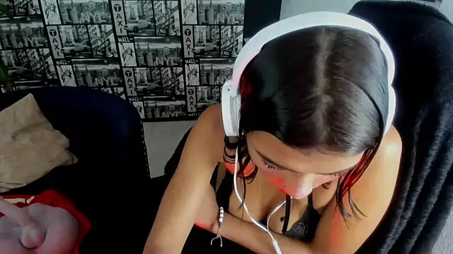 Lilithsabeth online show from 02-07-25, 07:18