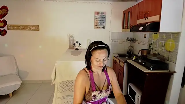 lollita 23  online show from 03-31-26, 07:58