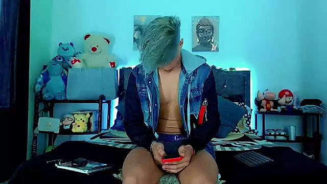 Liamscott  online show from 03-11-26, 06:25