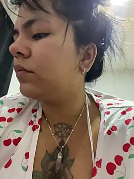 JulianaCastillo online show from 02-05-26, 09:14