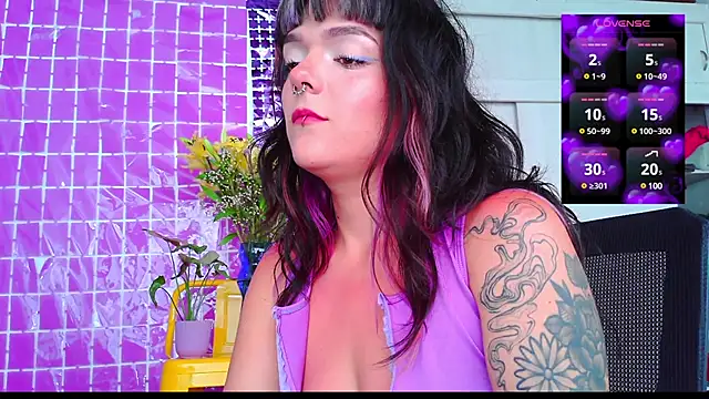 purple em69 online show from 02-25-25, 06:20