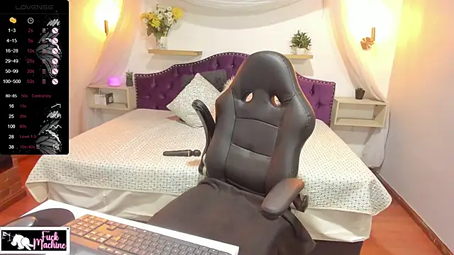 Destiny  Hall online show from 09-13-25, 04:12