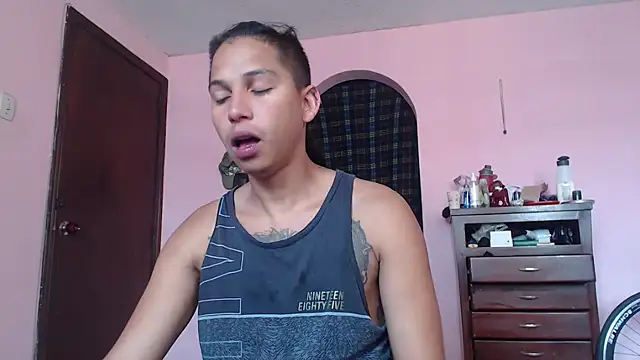 Snapshot of CoreAlejito chatting on 02-28-25, 03:48 CoreAlejito online show from 02-28-25, 03:48