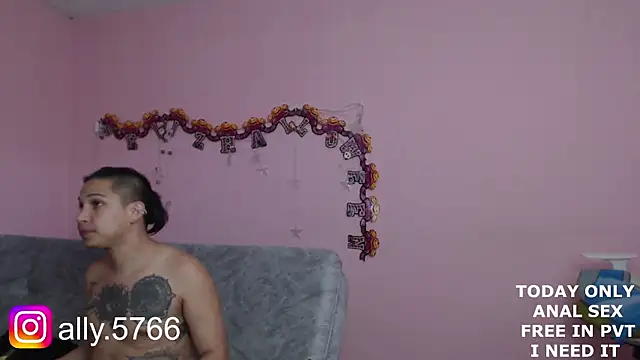 Snapshot of CoreAlejito chatting on 11-07-25, 09:26 CoreAlejito online show from 11-07-25, 09:26