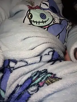 Snapshot of rossana99_ chatting on 02-02-25, 10:17 rossana99 online show from 02-02-25, 10:17