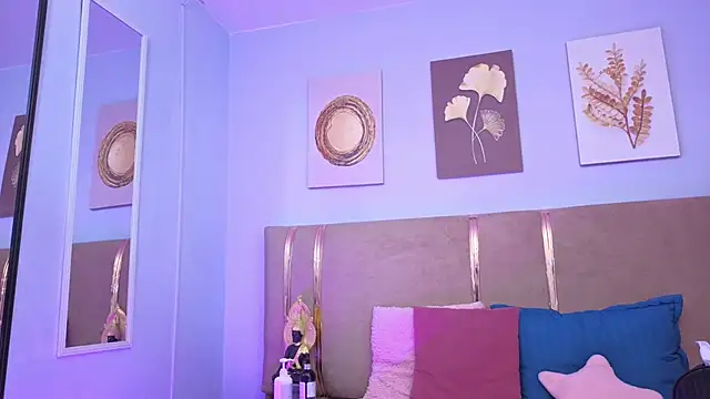 sarah cruzz  online show from 11-25-25, 01:38