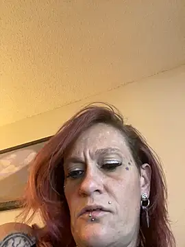 Snapshot of renegade_vyxxen chatting on 03-20-25, 10:51 renegade vyxxen online show from 03-20-25, 10:51