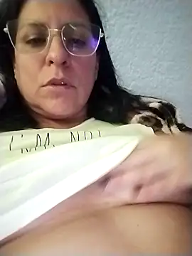 LucifernandaSw online show from 04-20-26, 01:30