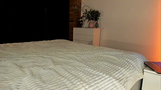 Rachel Rey online show from 12-18-25, 06:36