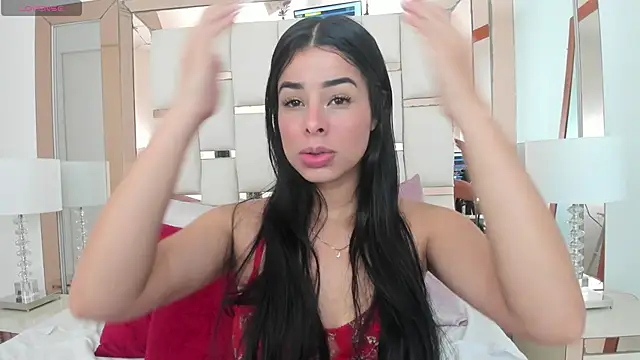 Snapshot of emma_castilloo chatting on 03-01-25, 08:53 emma castilloo online show from 03-01-25, 08:53