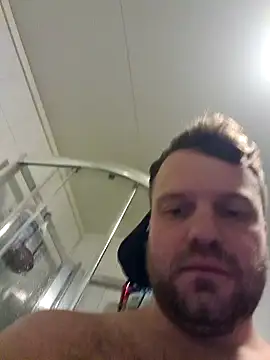 Snapshot of Machoviking1 chatting on 10-05-25, 11:30 Machoviking1 online show from 10-05-25, 11:30