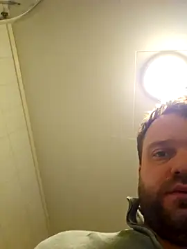 Snapshot of Machoviking1 chatting on 12-01-25, 07:46 Machoviking1 online show from 12-01-25, 07:46