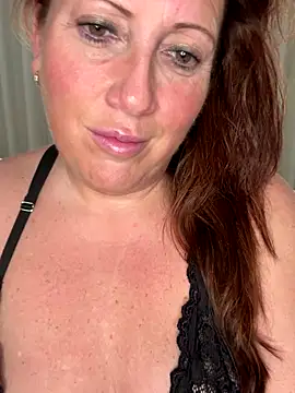 xsexycurvymilf online show from 12-15-25, 02:32