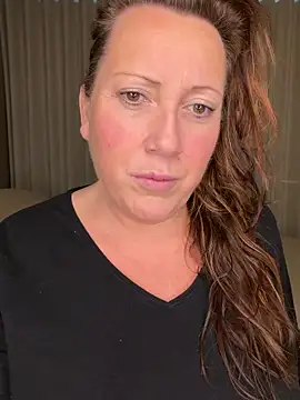 xsexycurvymilf online show from 02-11-26, 03:17