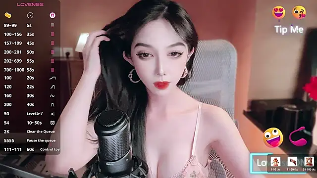 vyizh- online show from 06-22-26, 02:36