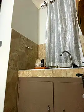 Dellah26 online show from 11-10-25, 05:01