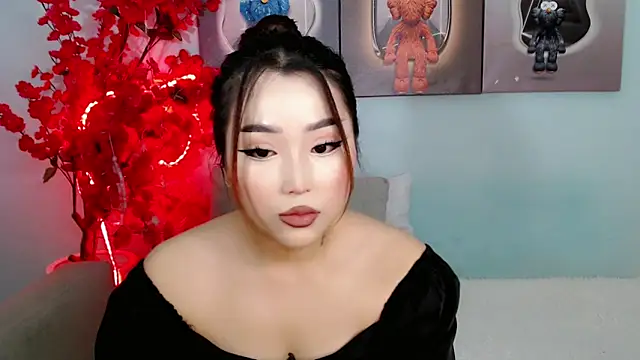 Snapshot of ichiben chatting on 03-04-26, 10:49 ichiben online show from 03-04-26, 10:49