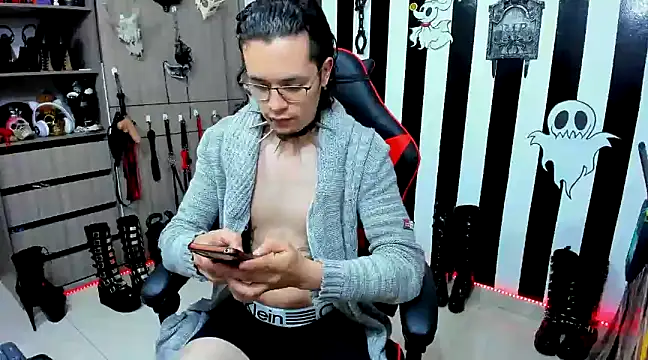 Snapshot of daven56 chatting on 12-10-24, 07:32 daven56 online show from 12-10-24, 07:32