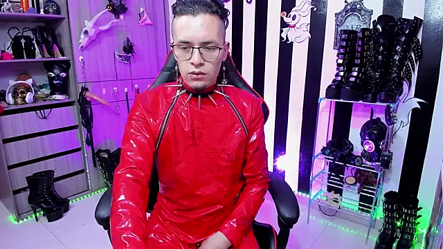 Snapshot of daven56 chatting on 03-13-25, 01:29 daven56 online show from 03-13-25, 01:29