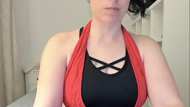 Snapshot of emmita69_ chatting on 11-06-25, 10:54 emmita69 online show from 11-06-25, 10:54