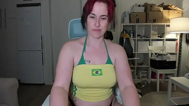 Snapshot of emmita69_ chatting on 06-05-26, 03:57 emmita69 online show from 06-05-26, 03:57