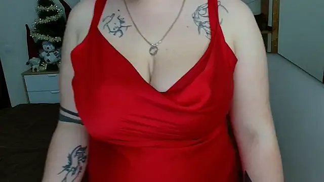 Snapshot of leila_beayte_ chatting on 12-19-24, 12:23 leila beayte online show from 12-19-24, 12:23
