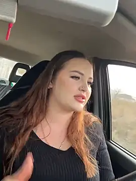 Snapshot of leila_beayte_ chatting on 03-15-25, 12:34 leila beayte online show from 03-15-25, 12:34