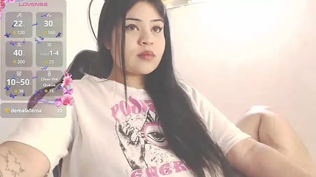 Snapshot of Amara18_ chatting on 03-28-26, 08:14 Amara18 online show from 03-28-26, 08:14